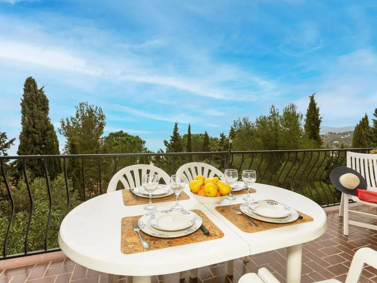 Contacts de Apartment Cathy-3 By Interhome